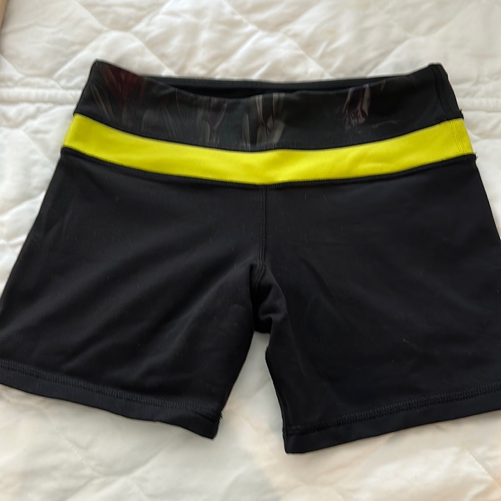 Lululemon bike shorts
